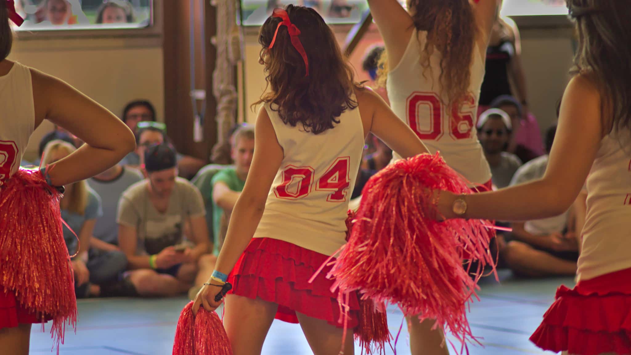 Red_Cheerleader_(111271859)