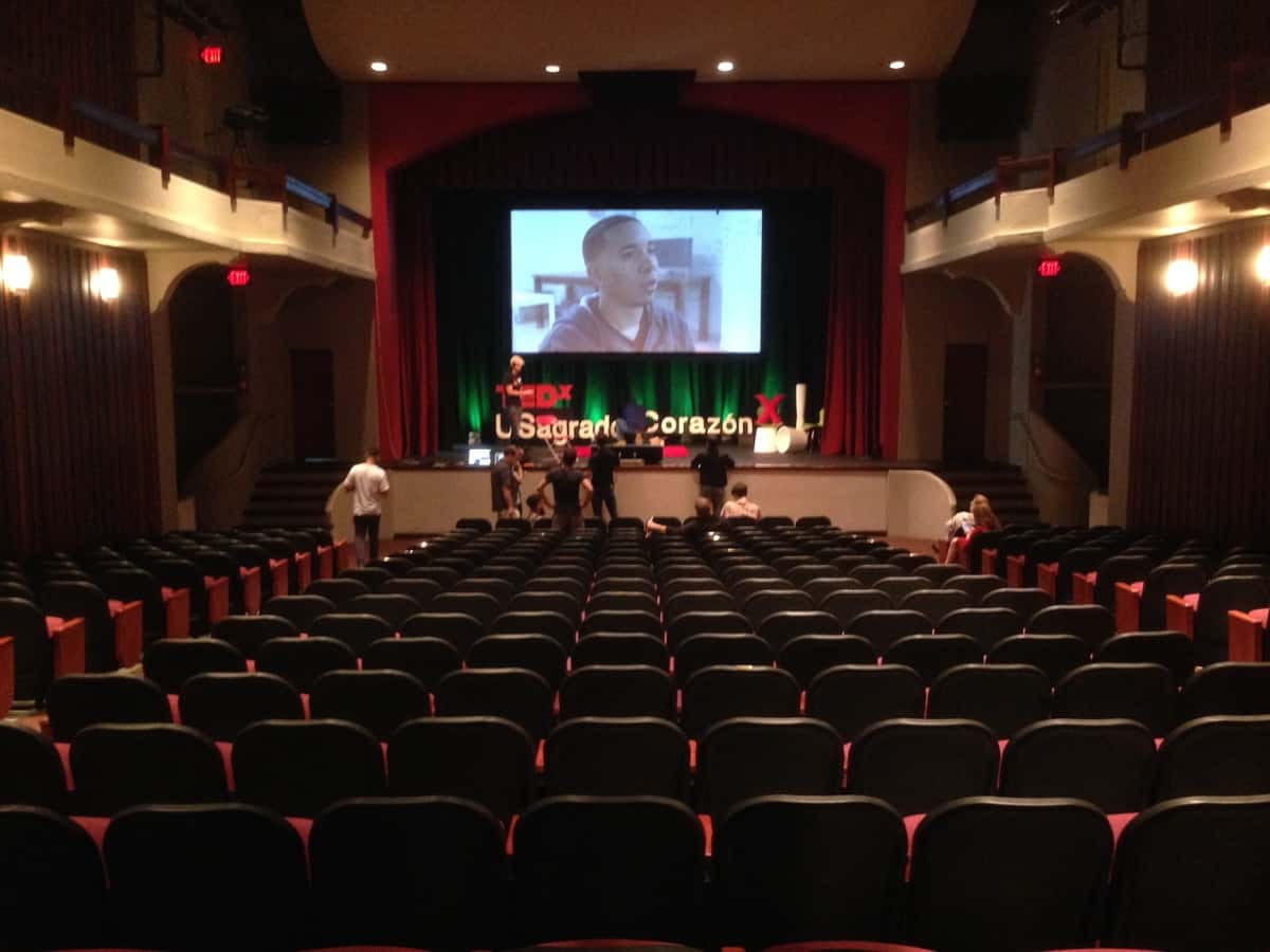 auditorium-audience-theatre-stage-convention-performing-arts-199622-pxhere.com