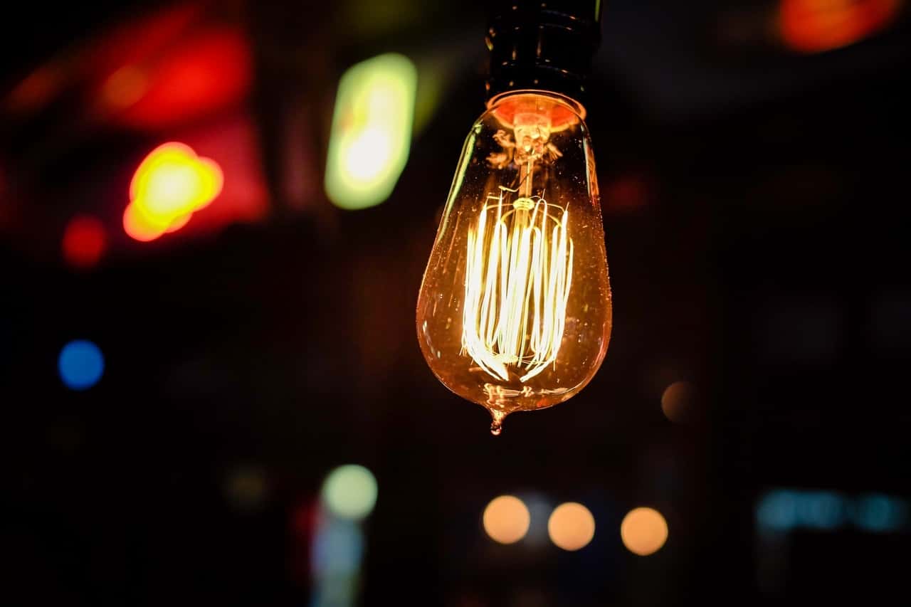 light-glowing-night-glass-red-bulb-537392-pxhere.com