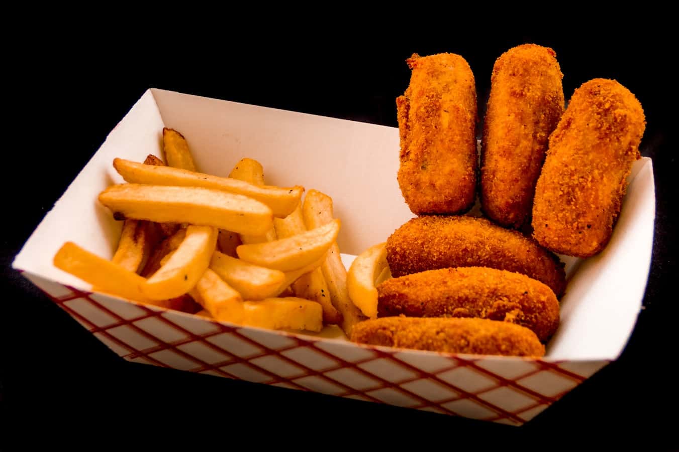 photo-1557414356-102a33222e3a