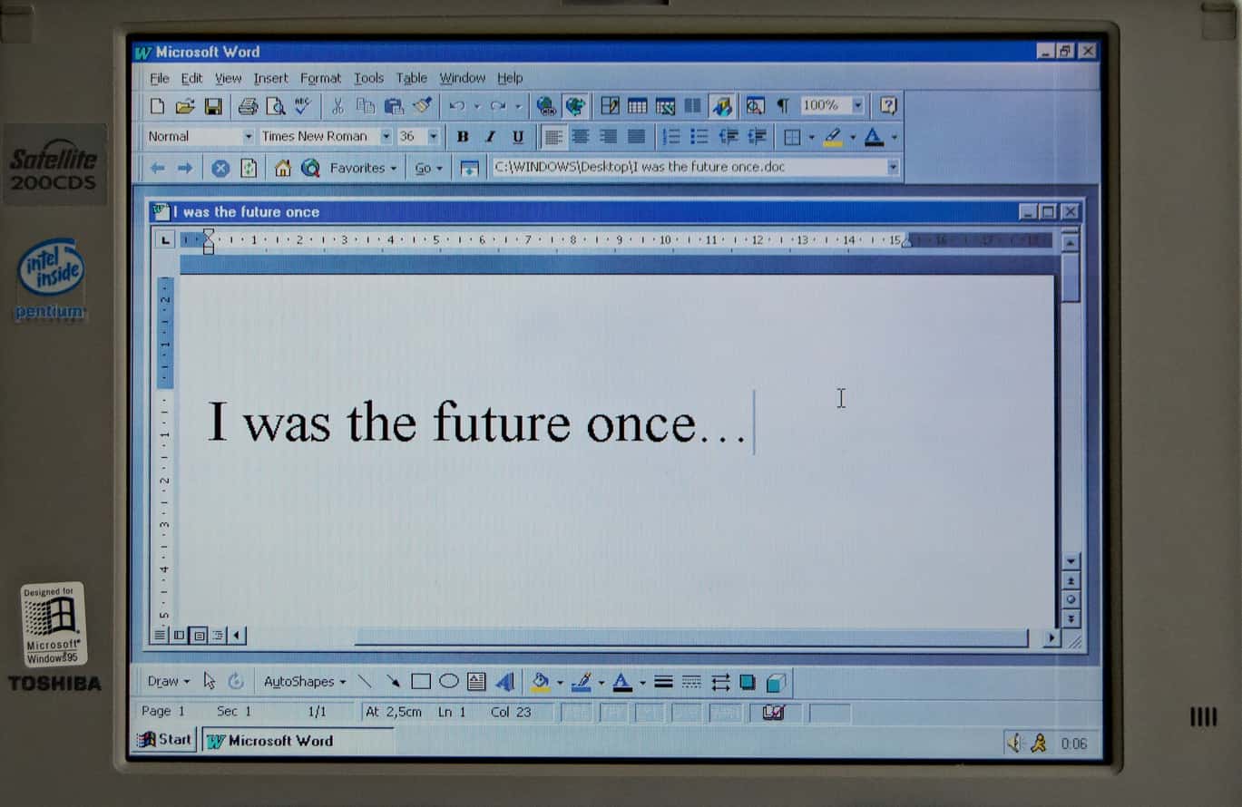 photo-1580428839063-353cbae694a1