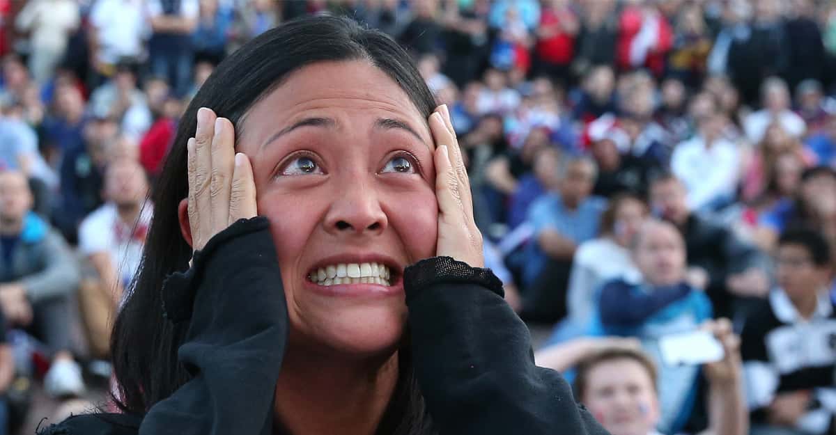 People Share An Awkward Moment When A Room Went Sour In An Instant