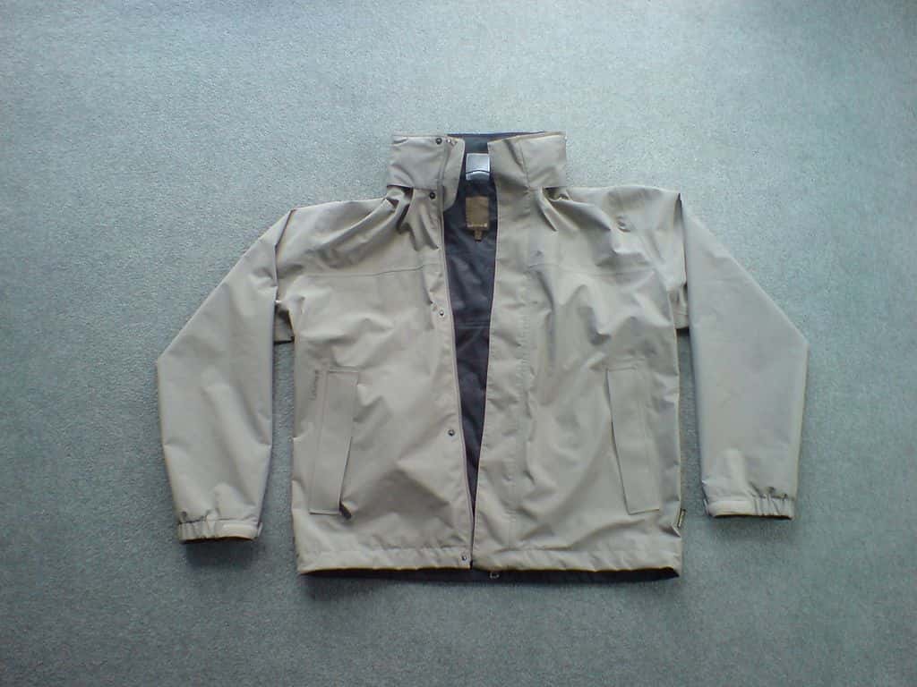 1024px-Windbreaker_Jacket,_Hood_Stowed