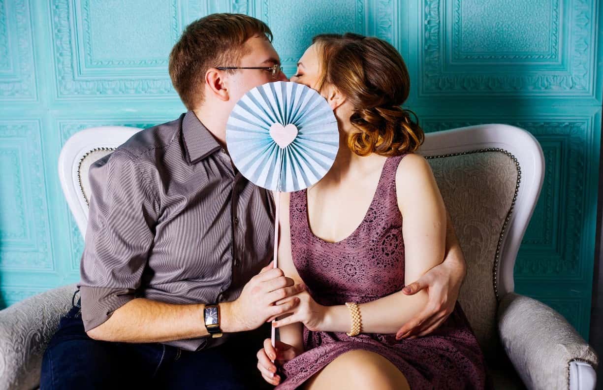 People Share A Weird Thing From Their First Relationship 