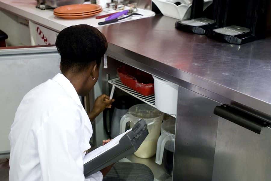 PIXNIO-47782-900x600