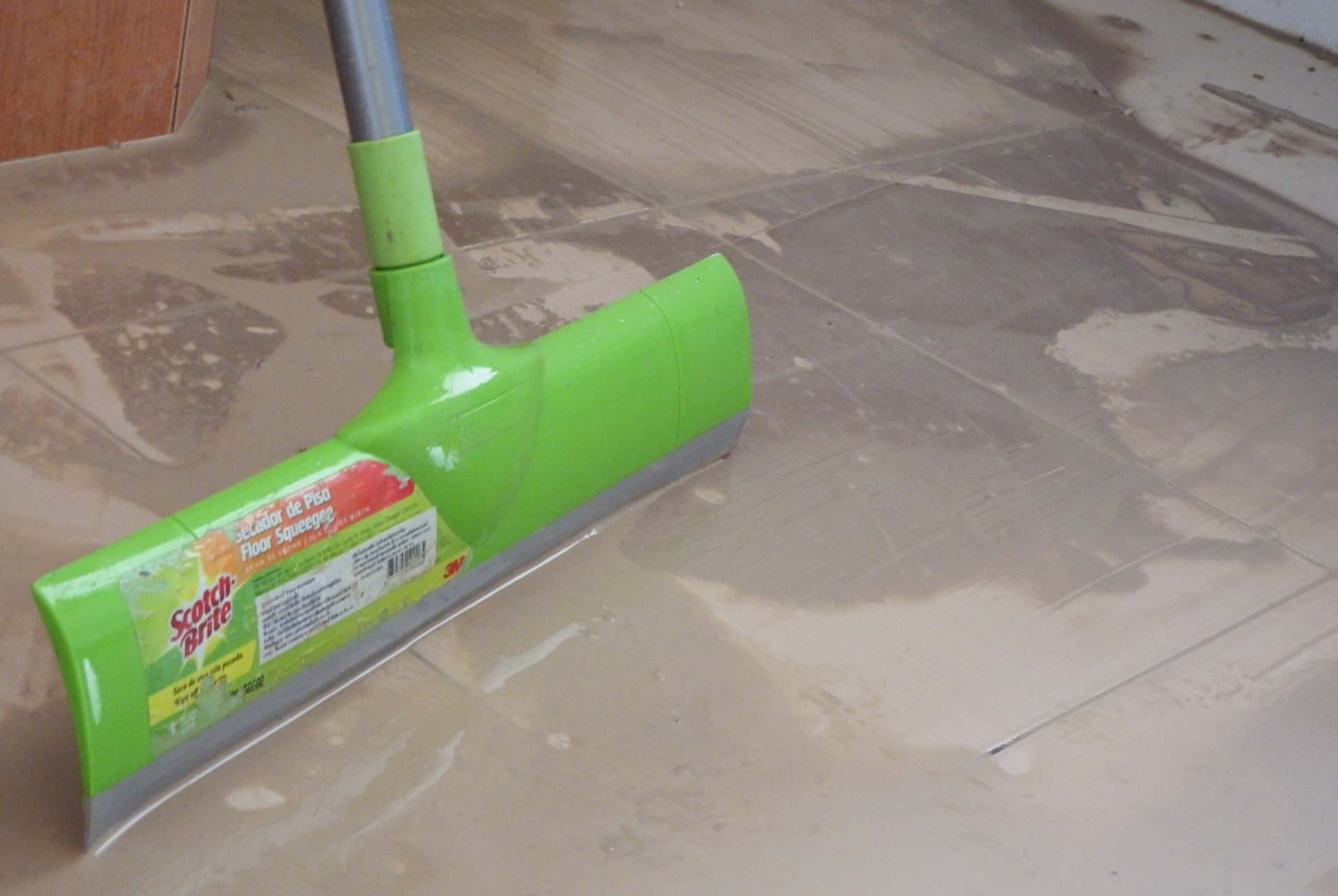 cleaning-up-a-dirty-floor