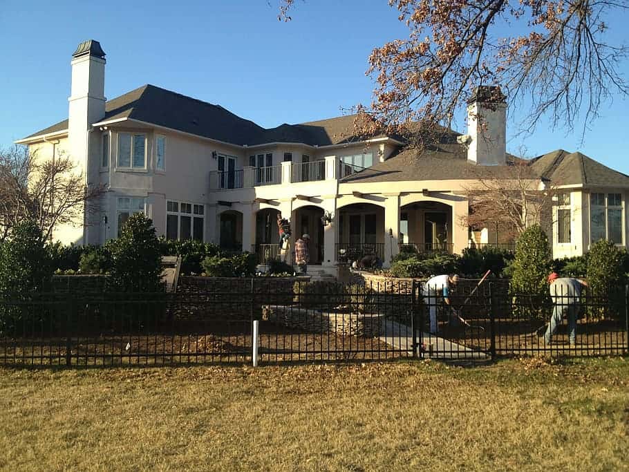 house-home-construction-big-house