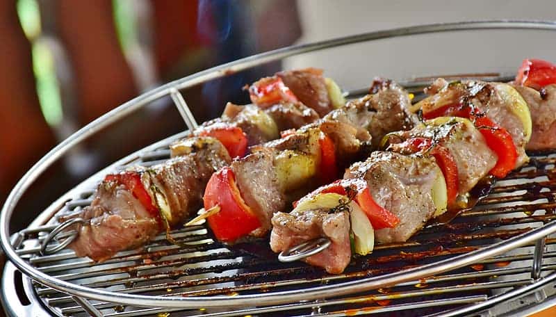kebab-on-silver-grill
