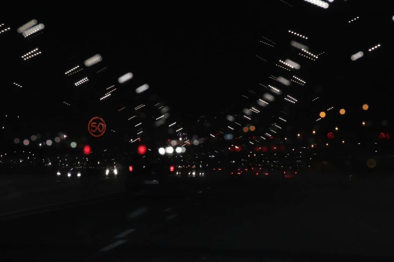 photo-1559376443-565ca7e29a38