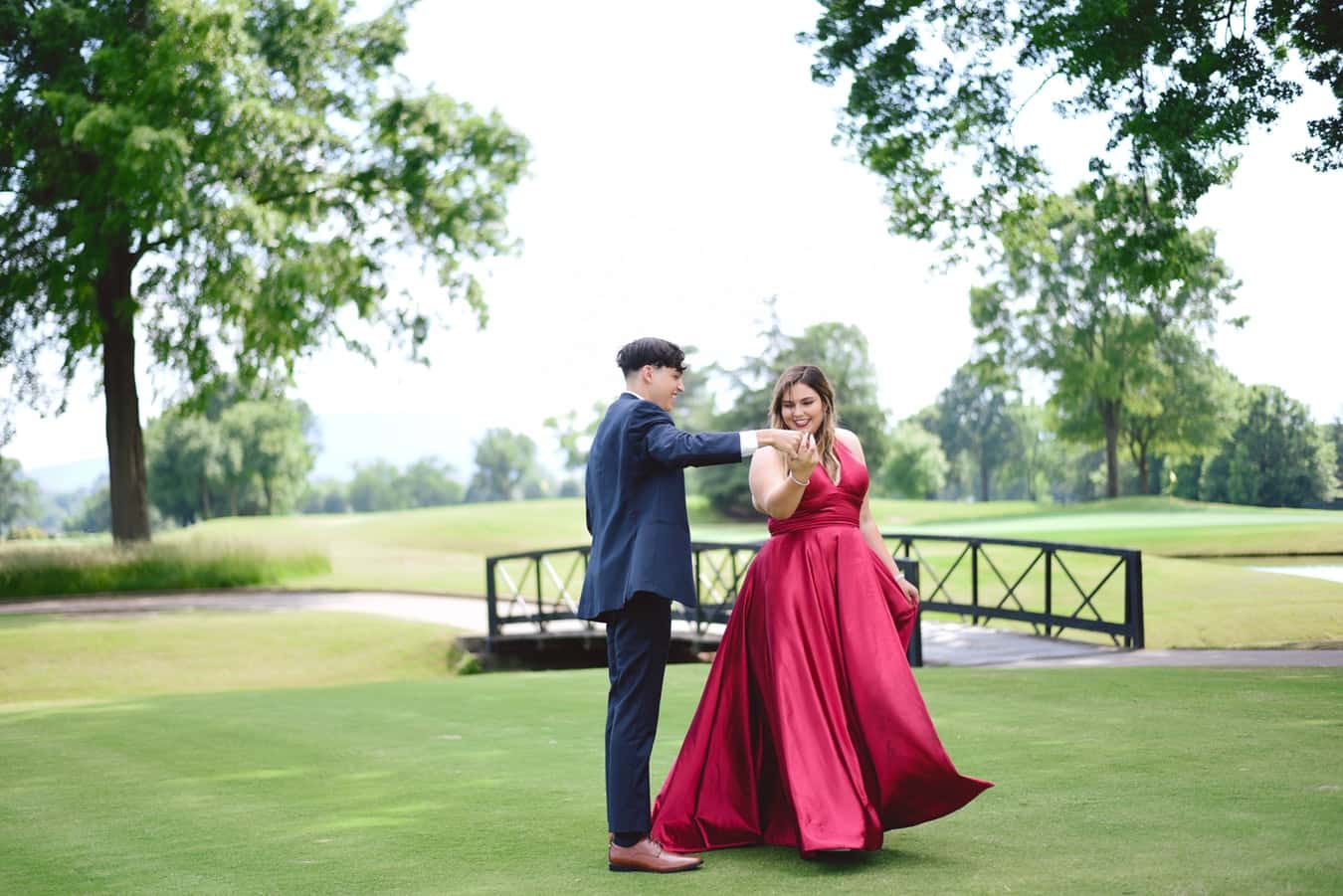 photo-1559504205-788a5cf77114