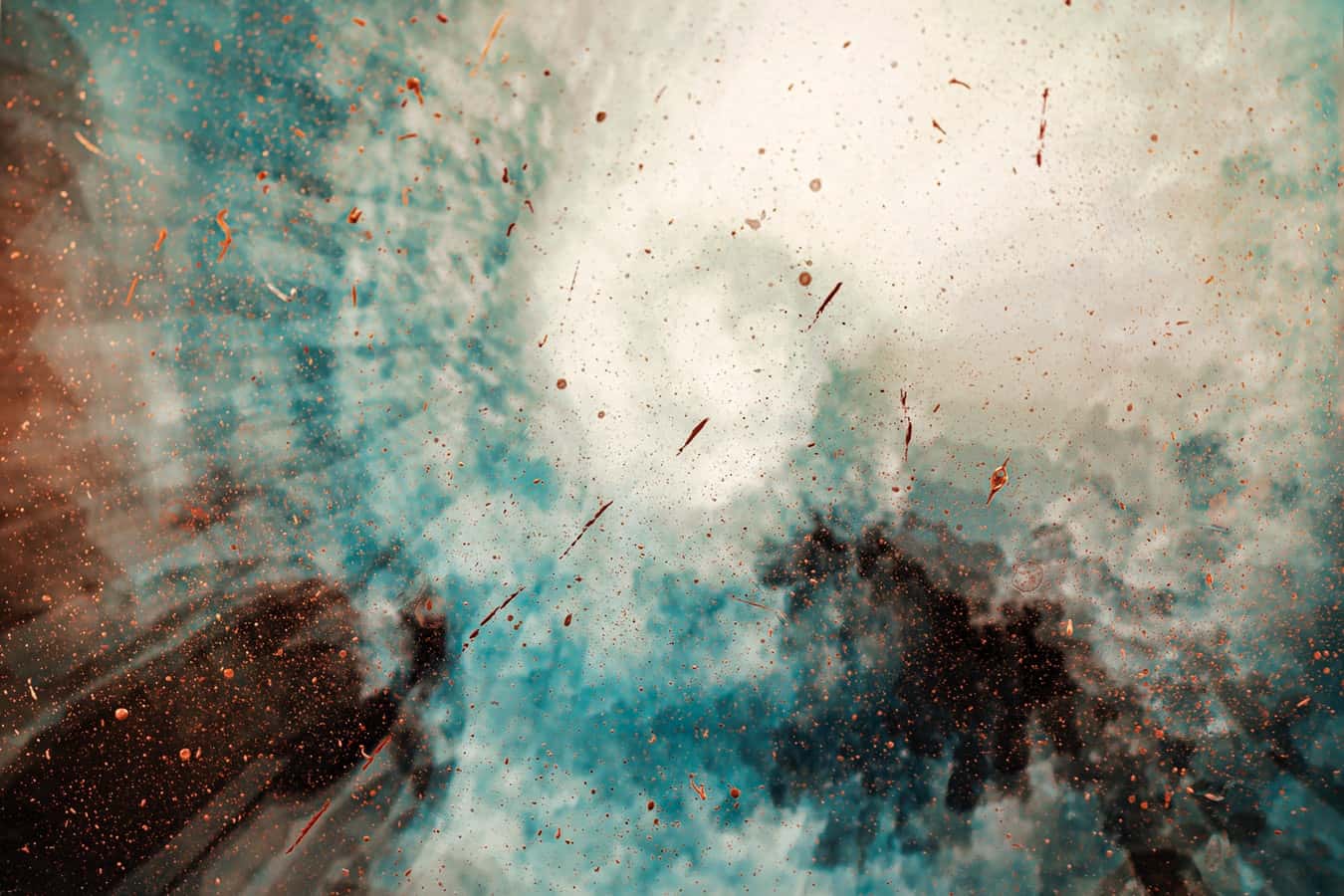 photo-1562563428-62075476481b