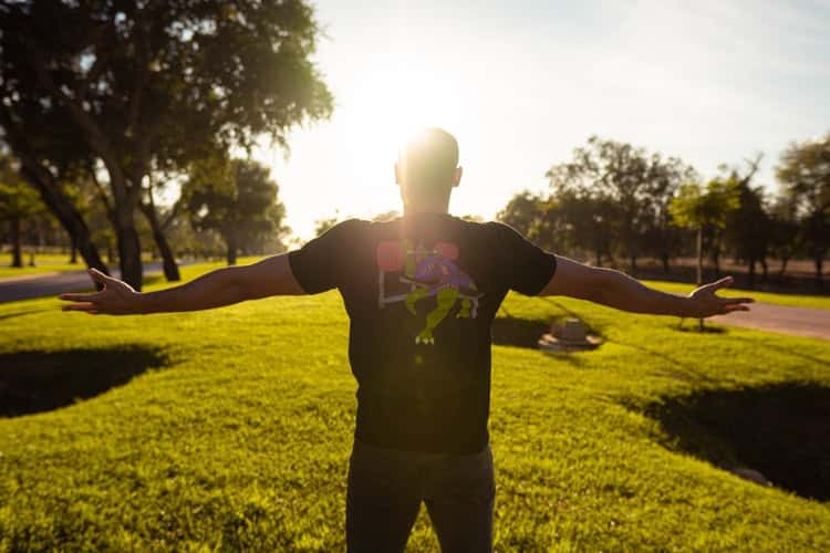 photo-1573747983350-9d509531d32e