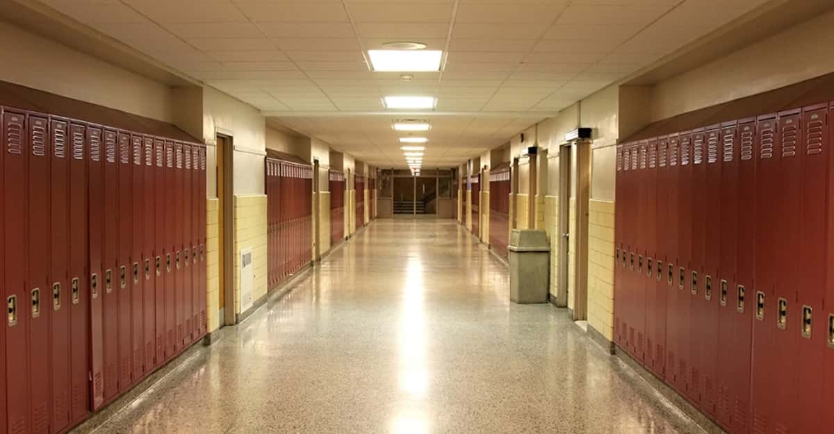 People Share The Worst Thing That Has Ever Happened In Their Schools