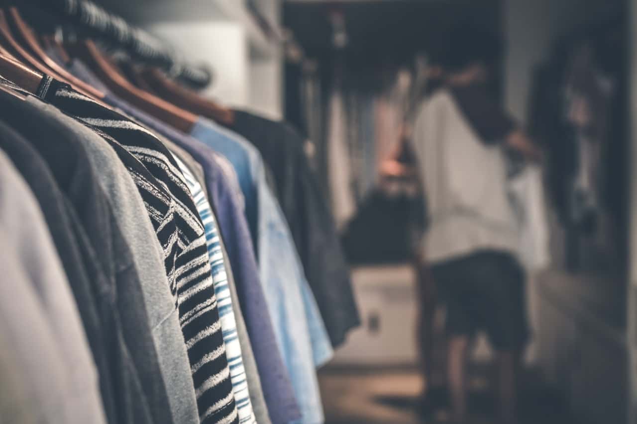 shallow-focus-photography-of-clothes-994517