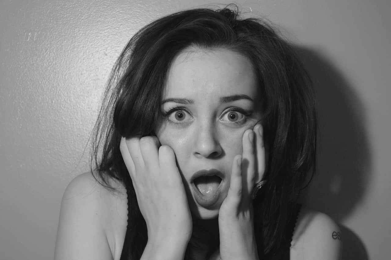 shock-2757395_1280