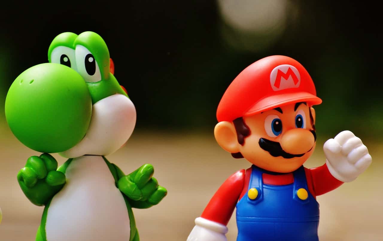 super-mario-and-yoshi-plastic-figure-163077