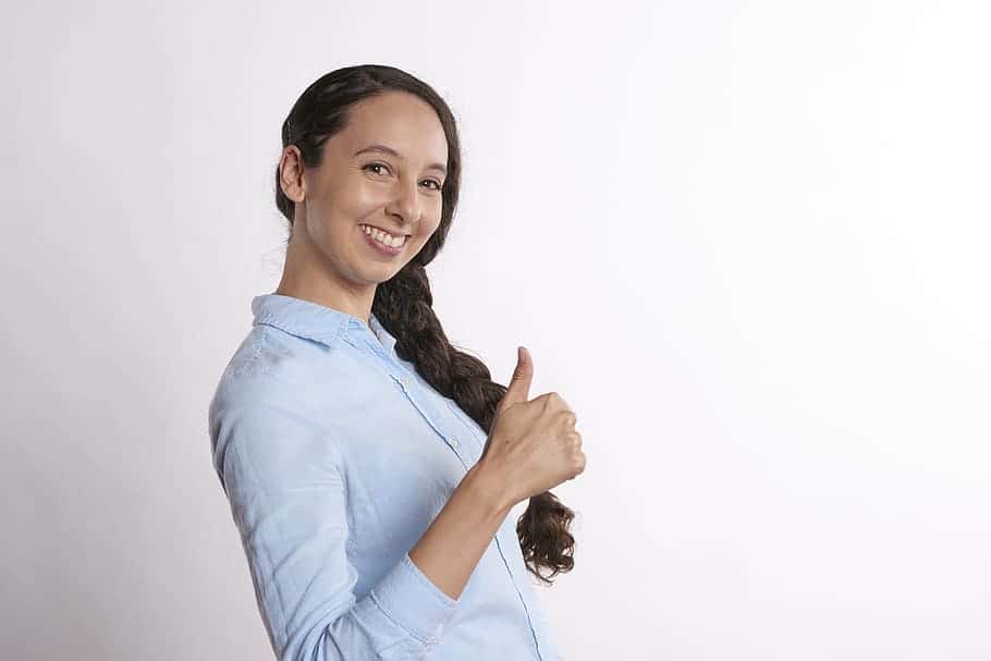 young-people-woman-isolated