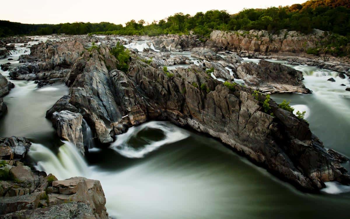 Great_Falls_National_Park_-_the_falls_-_01