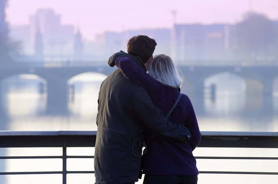 couple-river-pair-romantic