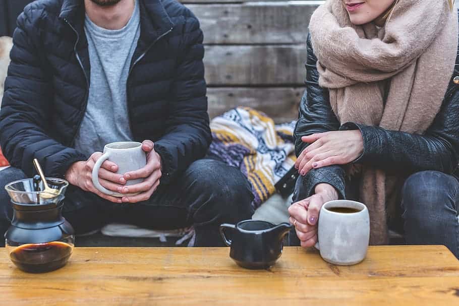 drinking-coffee-outside-man-woman-female