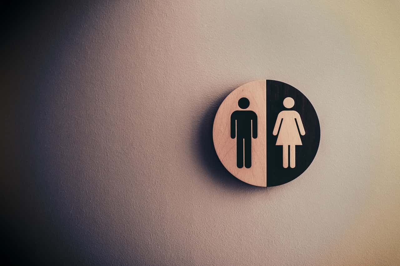 male-and-female-signage-on-wall-1722196