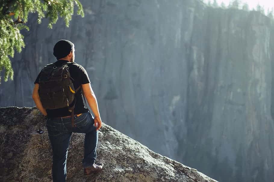 man-hiker-backpack-backpacking
