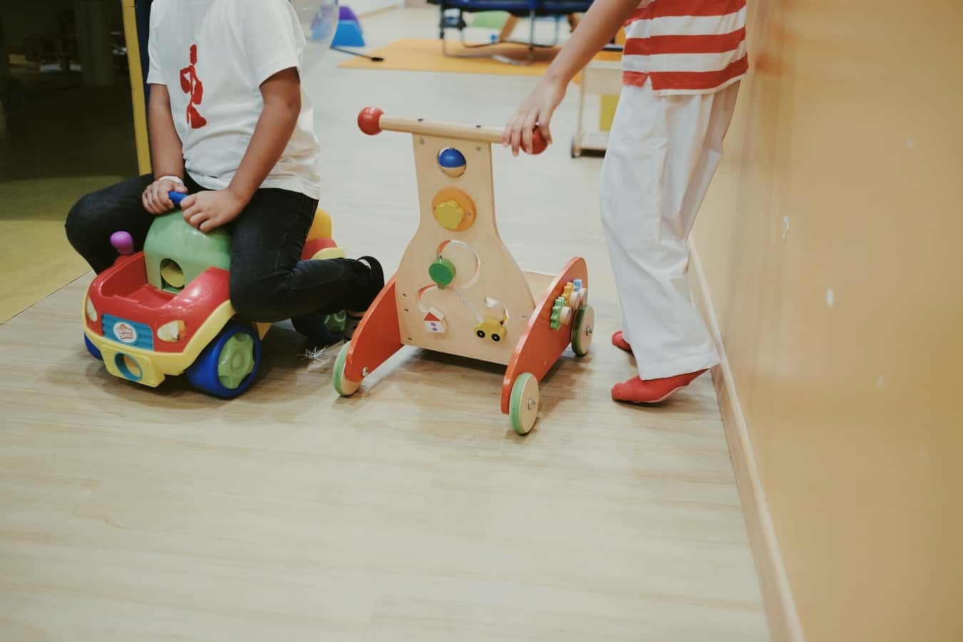 photo-1567405258710-35a7015252c0