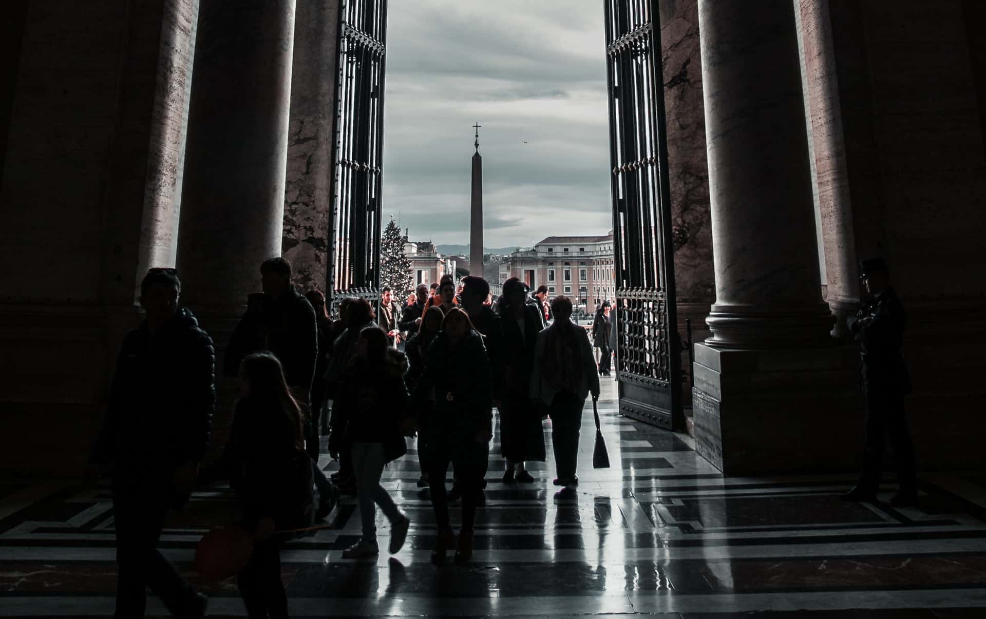 silhouette-of-people-near-door-2064808