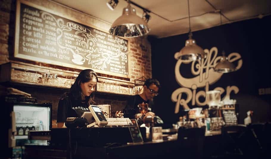 barista-barista-girl-business-café