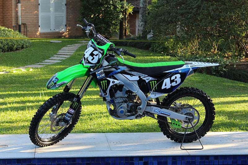 black-and-green-motocross-dirt-bike