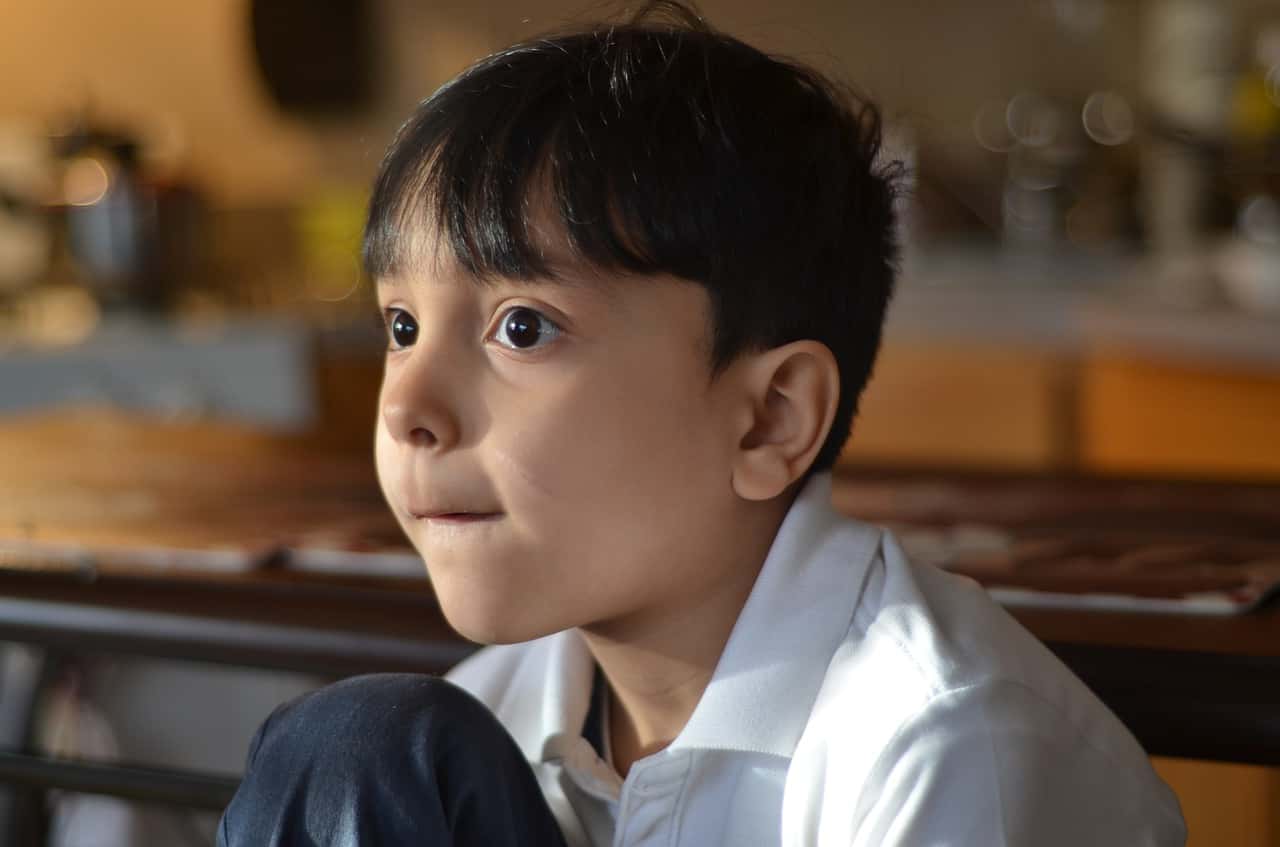 kid-4737090_1280