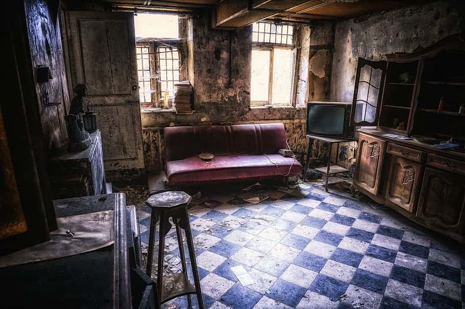 living-room-space-lost-places-nostalgia-old-memories