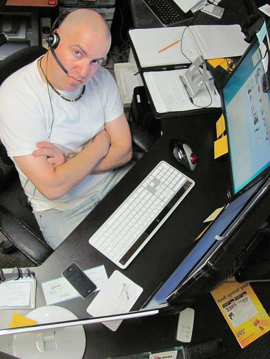 man-computer-working-technology-male-person-office-desk-worker