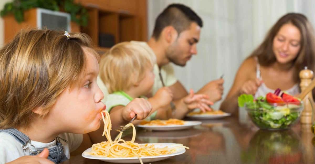 Former Kids Share The Meals That Made Them Realize Their Parents Were Actually Poor