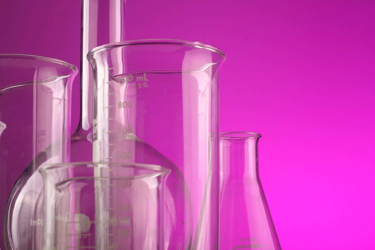 several-laboratory-glasses-1366944