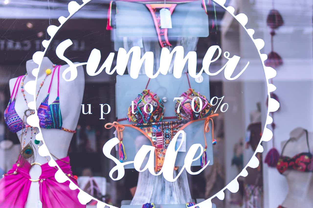summer-up-to-70-sale-text-1051744