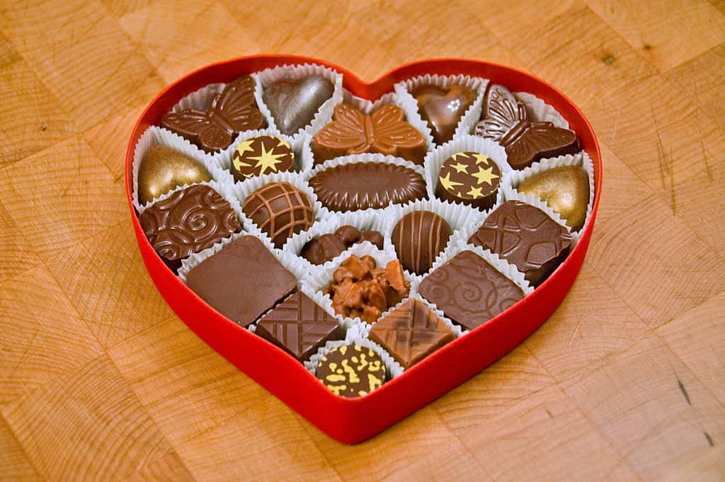1024px-Valentines_Chocolates