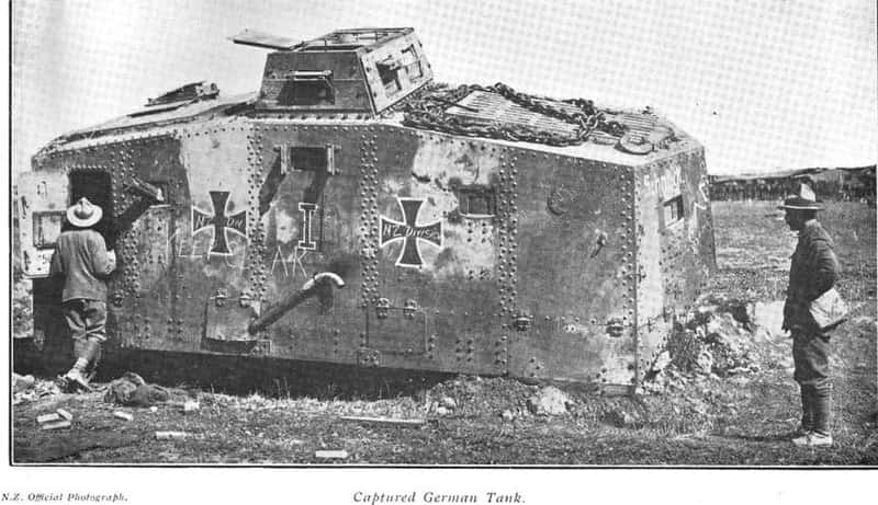 800px-Captured_German_Tank_World_War_1_New_Zealand