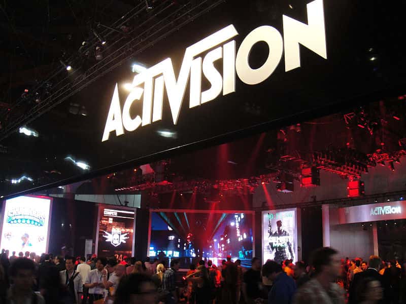 E3_2011_-_Activision_booth_(5822683154)
