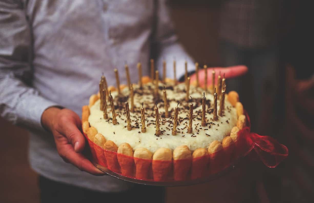 People Share What Sucks About Being Their Age