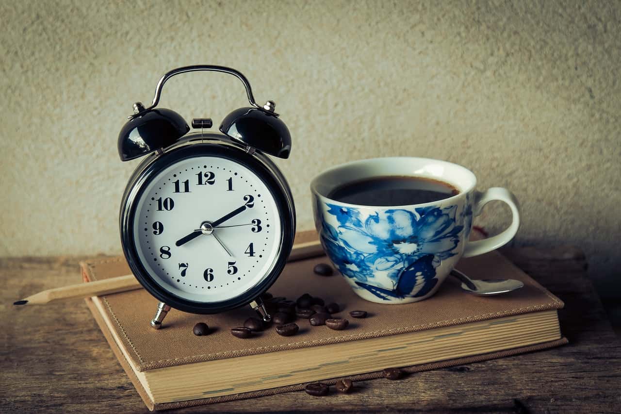 alarm-clock-black-coffee-book-caffeine-359991