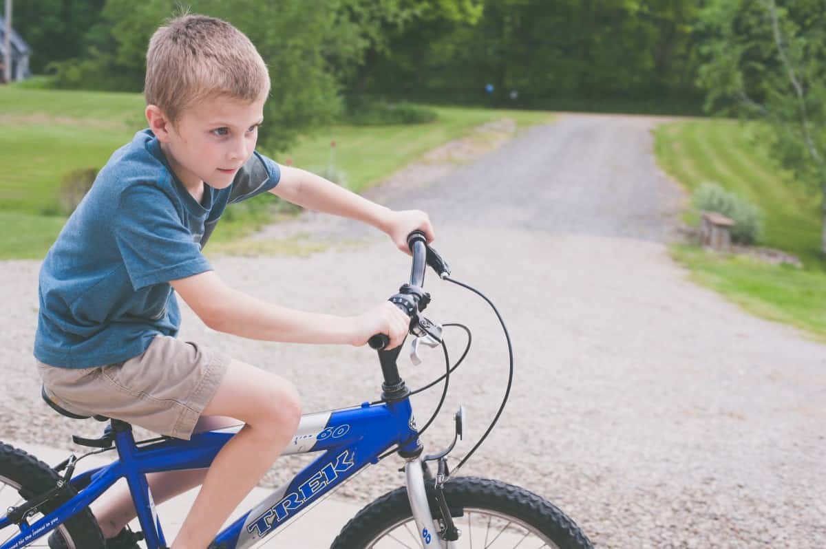 bicycle_boy_kid_outdoors_outside_riding_road-1512449