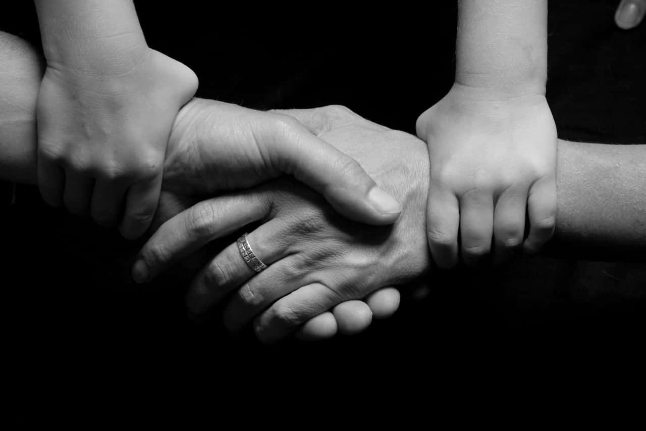 black-and-white-connected-hands-love-265702