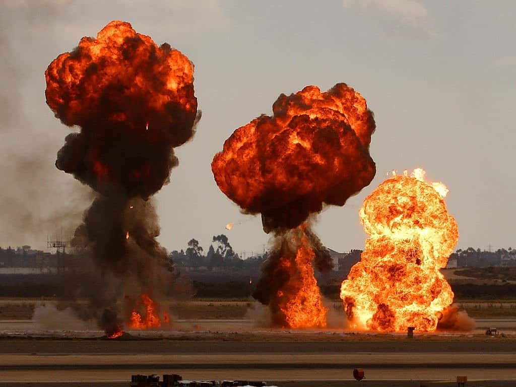 bomb-3617_1280