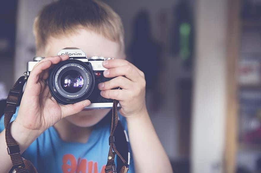 boy-grapher-camera-child-lens-minolta-taking-young