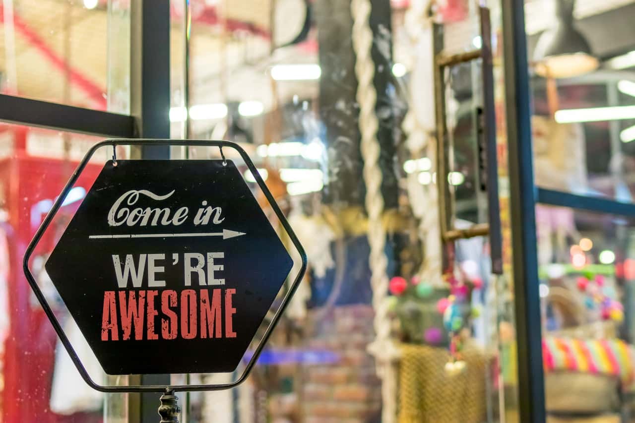 come-in-we-re-awesome-sign-1051747