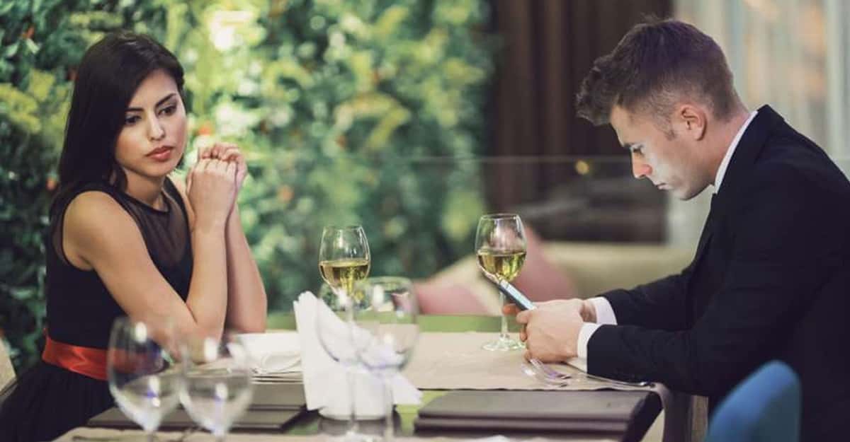 People Share What Made Them Lose Interest In Their Crush