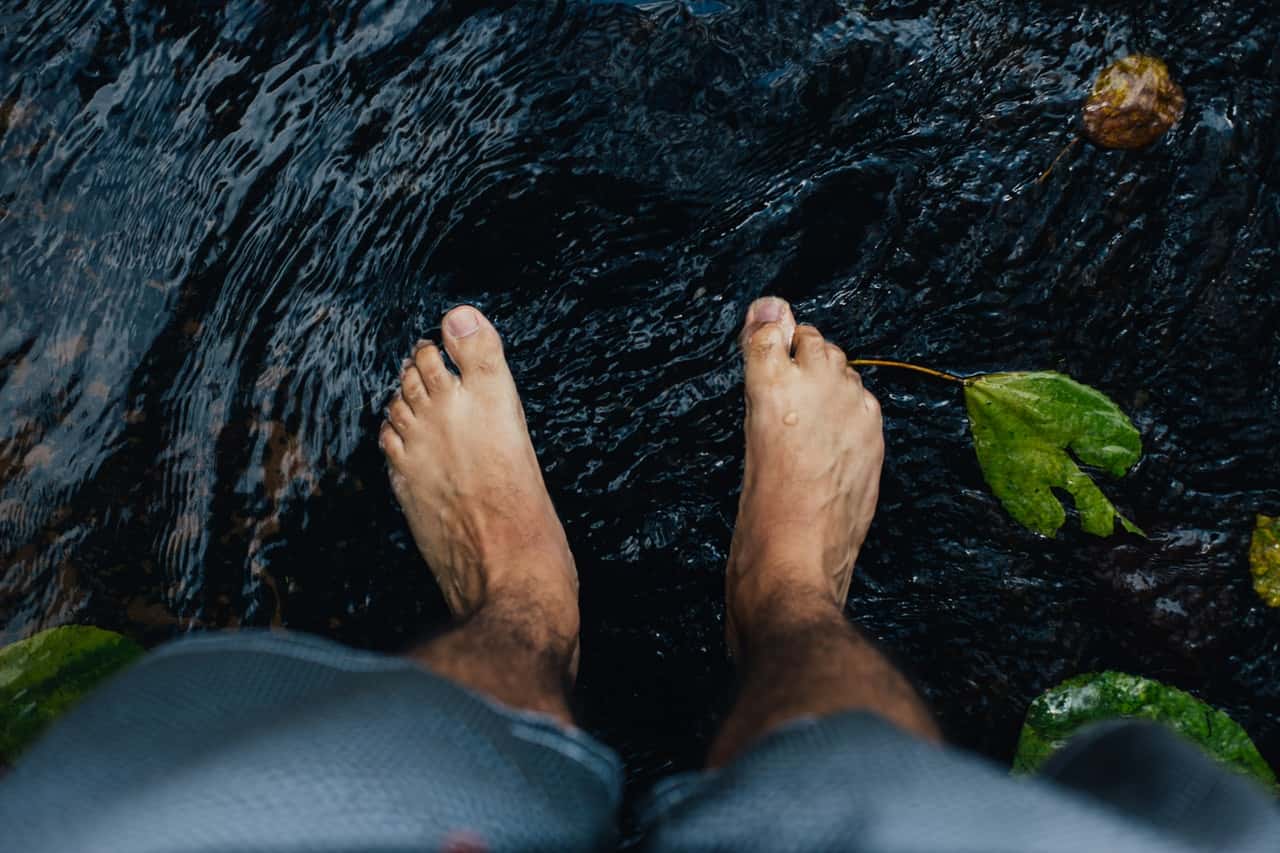 feet-toes-limbs-legs-57654
