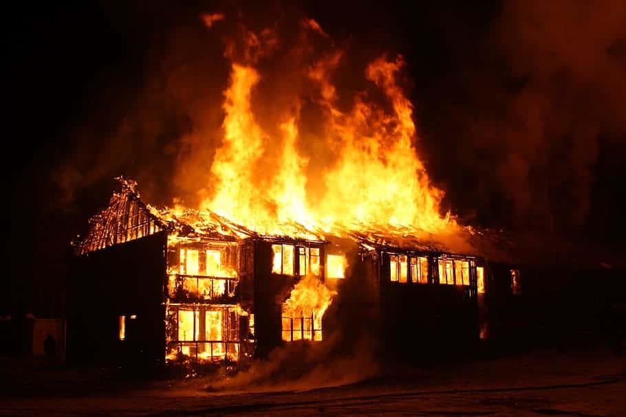 fire-burning-house-flame