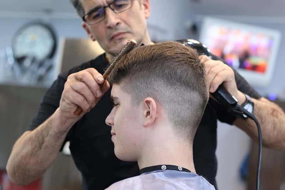 haircut-barber-hairstyle-barbershop